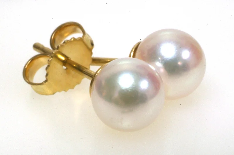 Ladies healing charm earrings -5.5MM Pearl Stud Earrings in 14K Yellow Gold SE00860