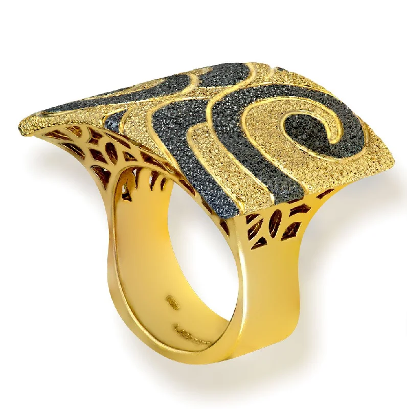 Ladies eye-catching bold rings -Silver Swirl Ring