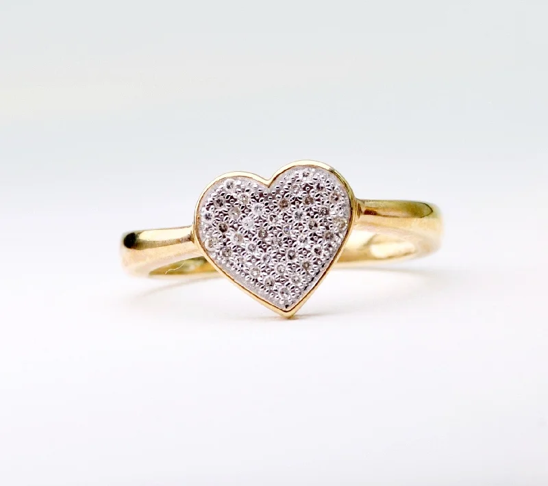 Ladies sleek midi rings -10K yellow gold ring with heart-shaped pave diamonds on top