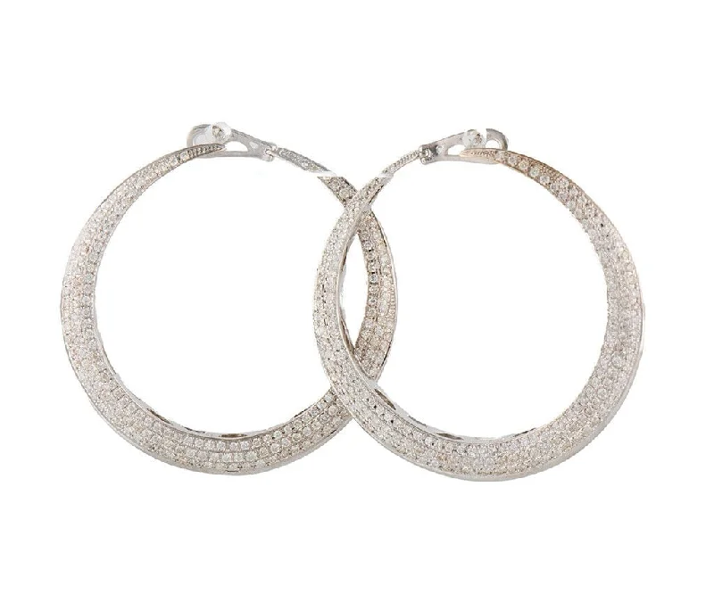 Ladies dazzling party earrings -1.00ctw Pave Diamond Graduated Circular Shaped Earrings in 18K