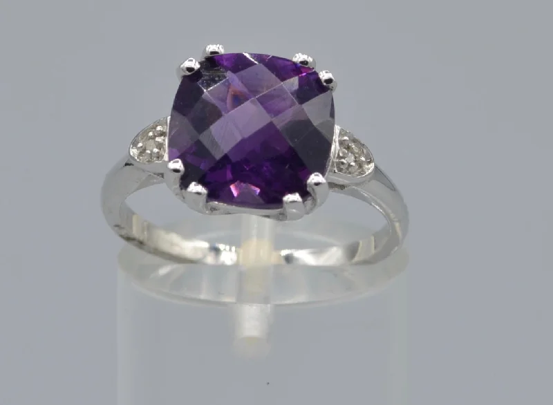 Ladies rainbow burst rings -10K white gold ring with faceted Amethyst cushion-shaped, criss-cross cut