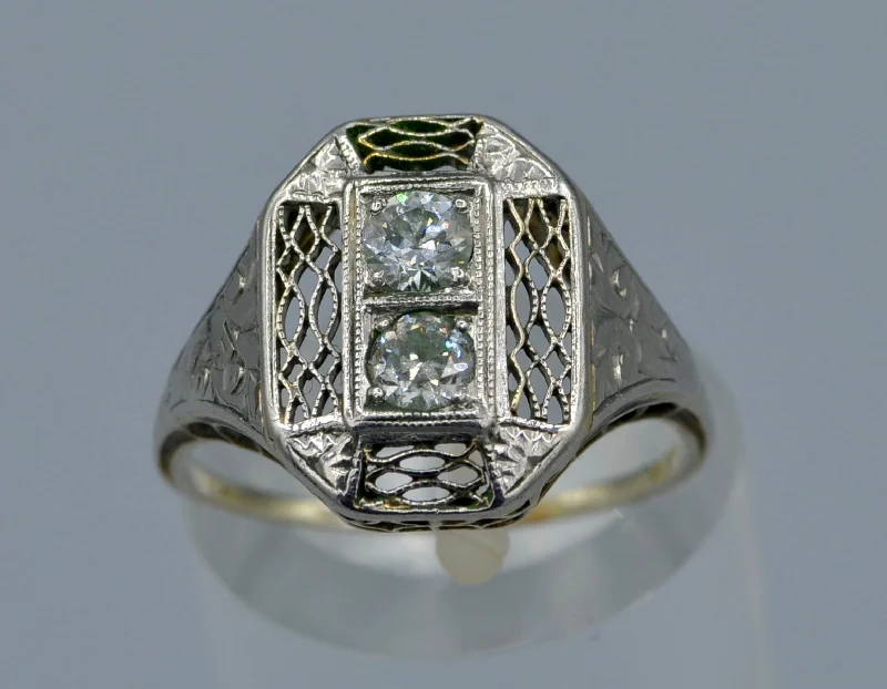 Ladies icy winter rings -14K white gold Antique Art Deco diamond ring